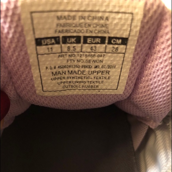 Women’s UNDER ARMOUR Grey/Purple Running Shoes 10 - Picture 5 of 5